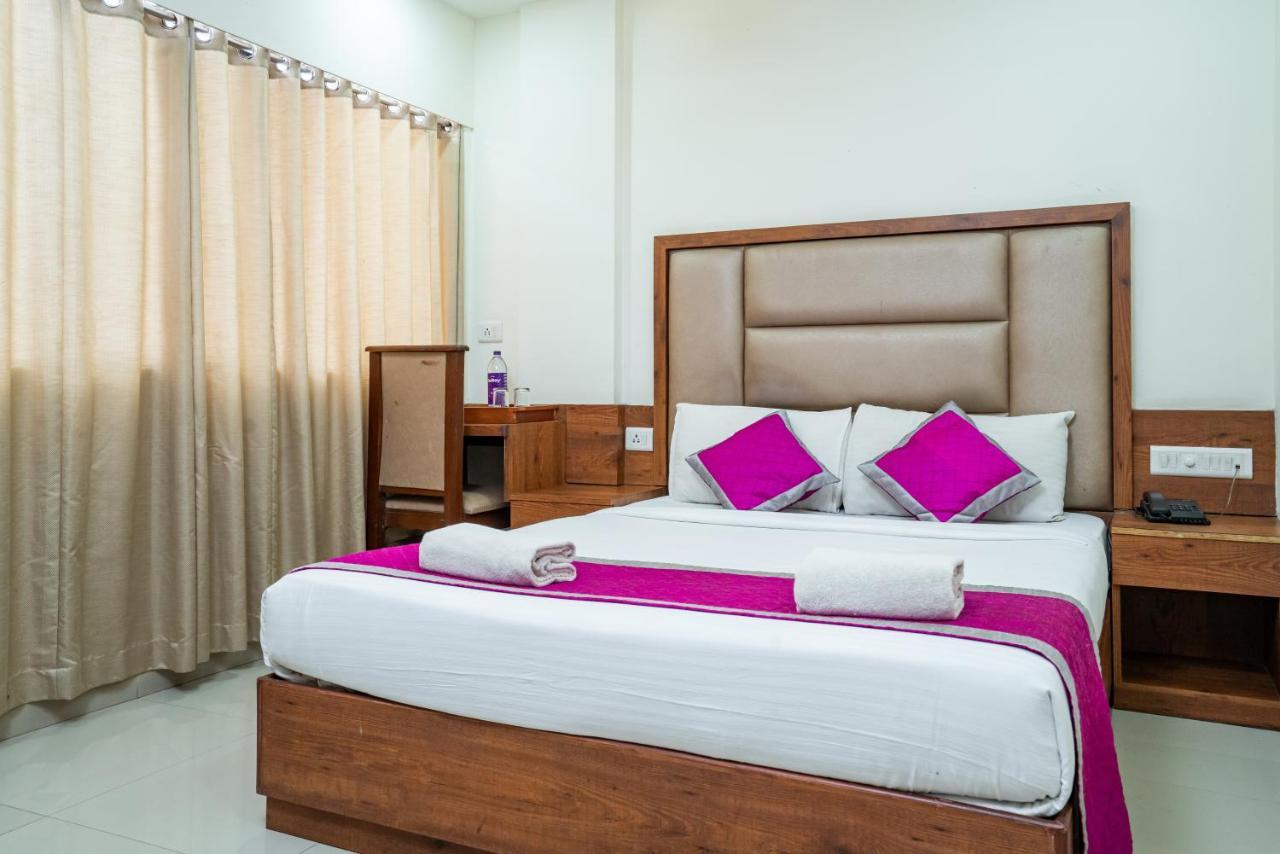 Nexstay Crystal Residency Кожикоде Екстер'єр фото